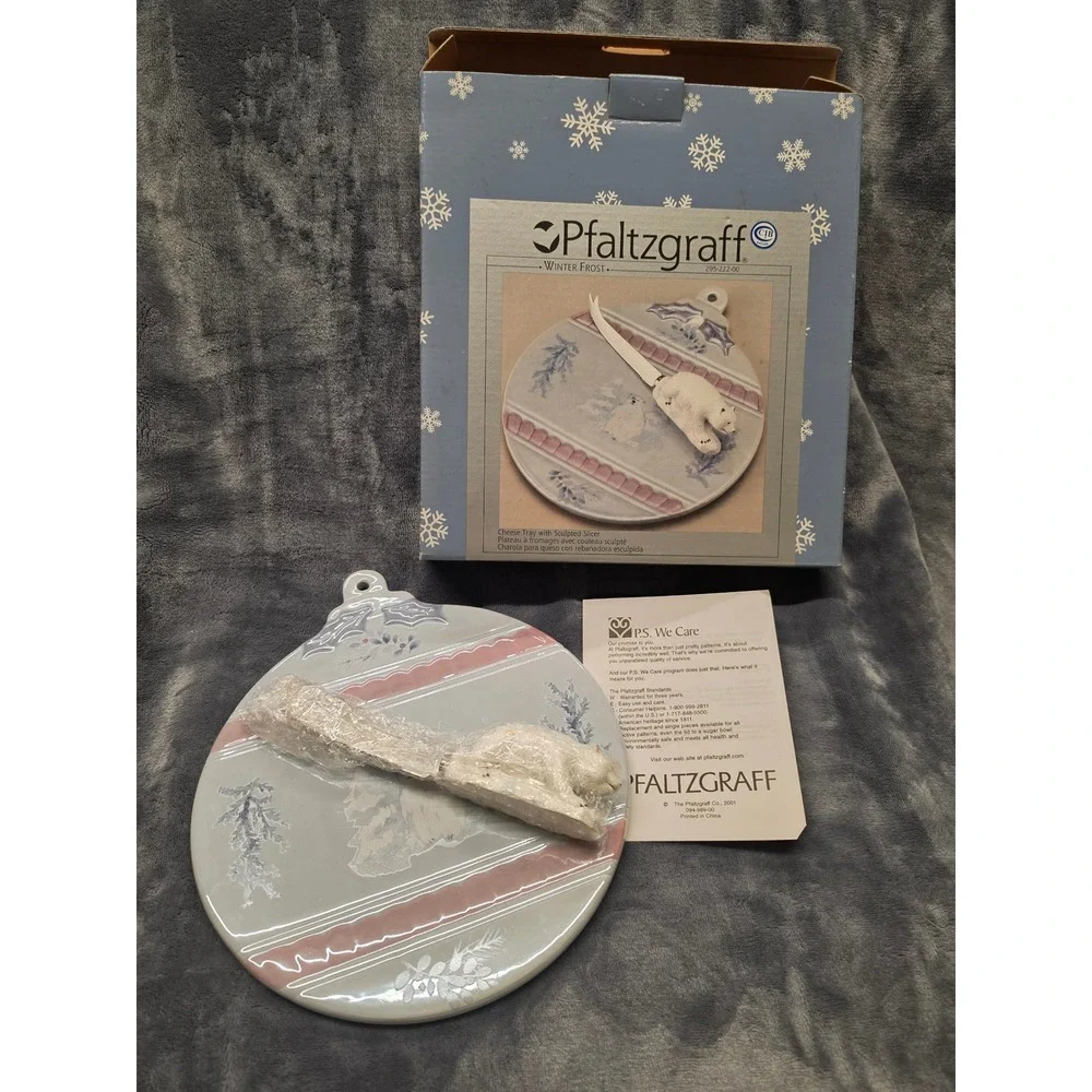Pfaltzgraff Winter Frost Cheese Tray with Sculpted Polar Bear Slicer 295-222-00